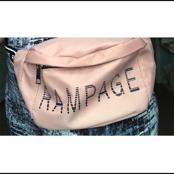 “Rampage” fani pack - Picture 1 of 4